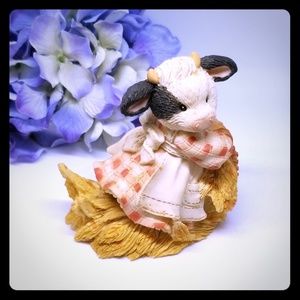 Mary Moo Moo figurine